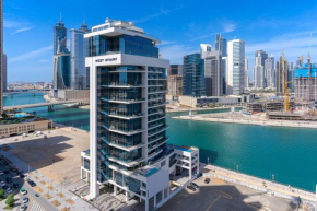 Spacious 4bd en-suite apt I Canal view I Fast wifi